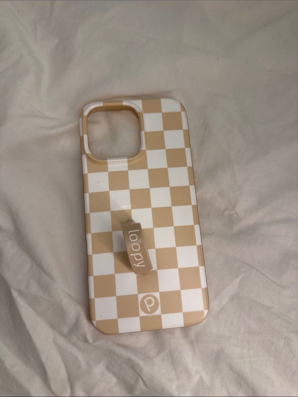 Loopy Case Beige Checkered Phone Case iPhone 16 Plus